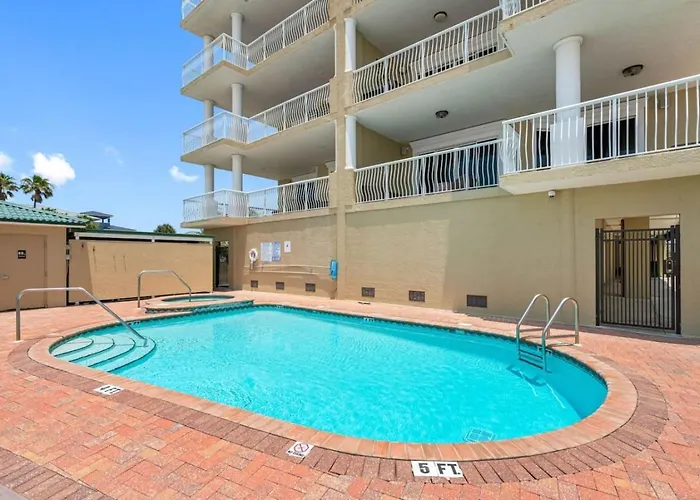 Luxury Front At Fairwinds 402 Holiday home *